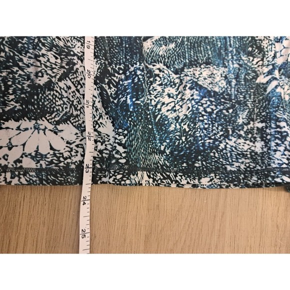 Lululemon Seek The Heat Short SleeveTop Size Small - Picture 7 of 7